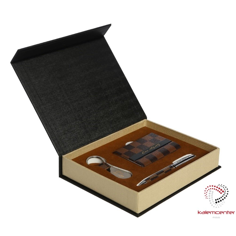 İsme Özel Kahverengi Ekose 3'lü Set (Kalem+Kartvizitlik+Anahtarlık)