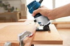 Bosch GKF 600-Profesyonel 600 Watt Elektrikli Formika Traşlama Makinası